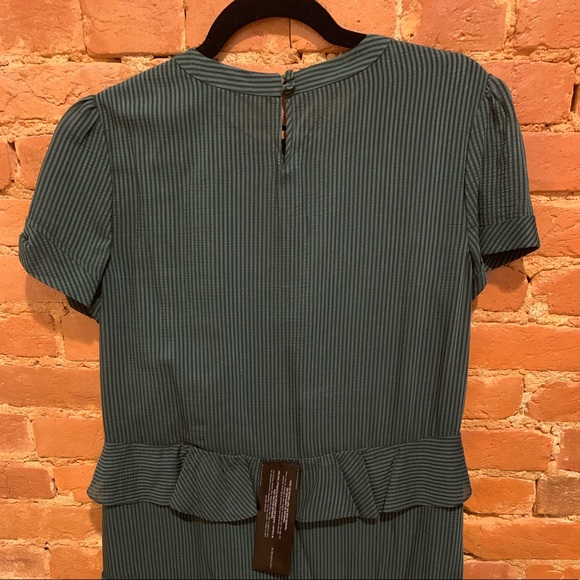 NWT BCBG ‘Inez’ dress in Elm green - Picture 4 of 4